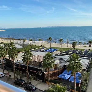 Sea View Apartment/beach/city Center/wifi Appartamento