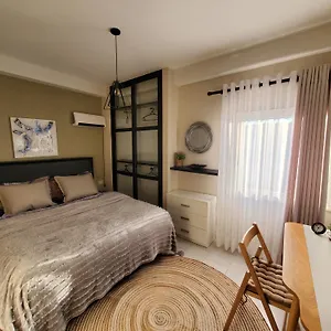 https://francies-apartment-tirana.hotels-in-tirana.com